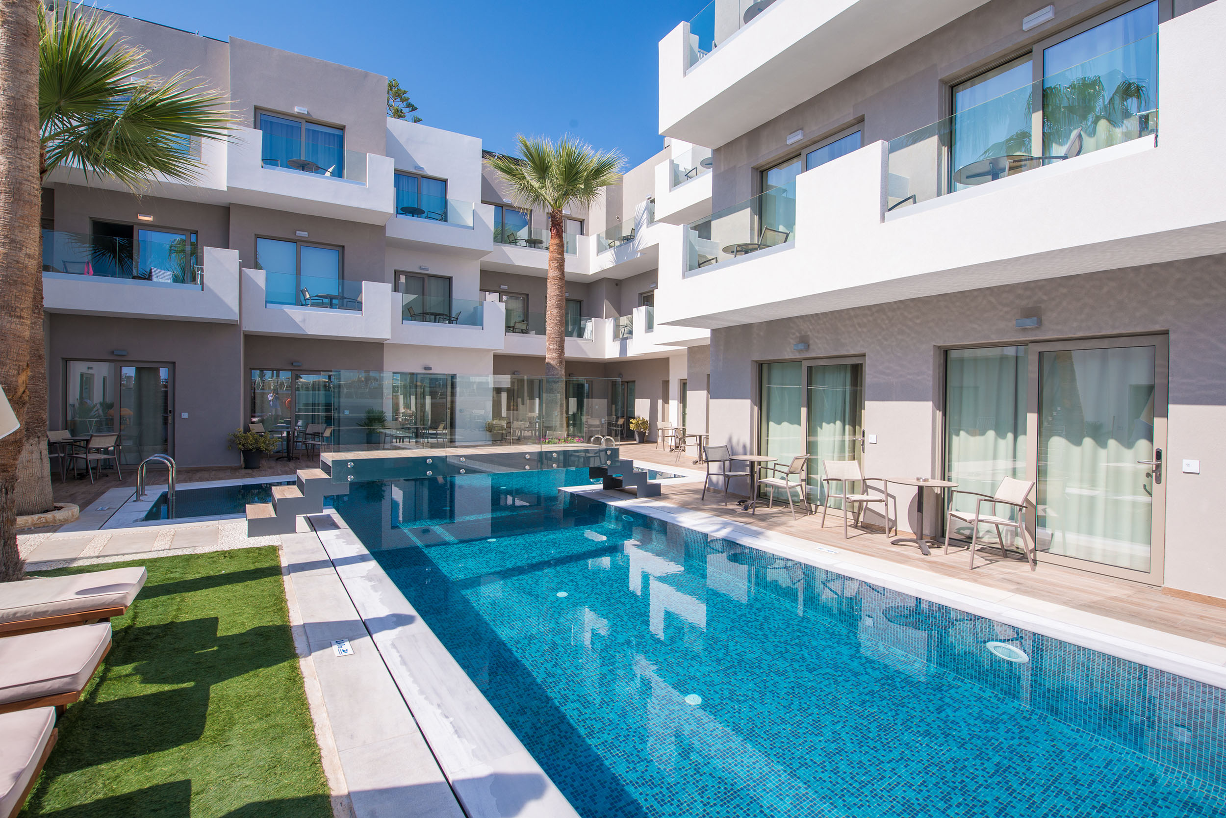 Cactus Bay exterior room view